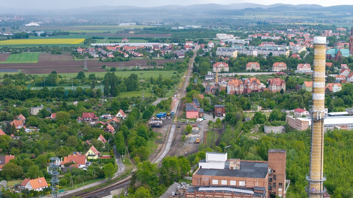 Pociągiem do Srebrnej Góry i nad Jezioro Bielawskie aktualna sytuacja na Linii Kolejowej nr 318