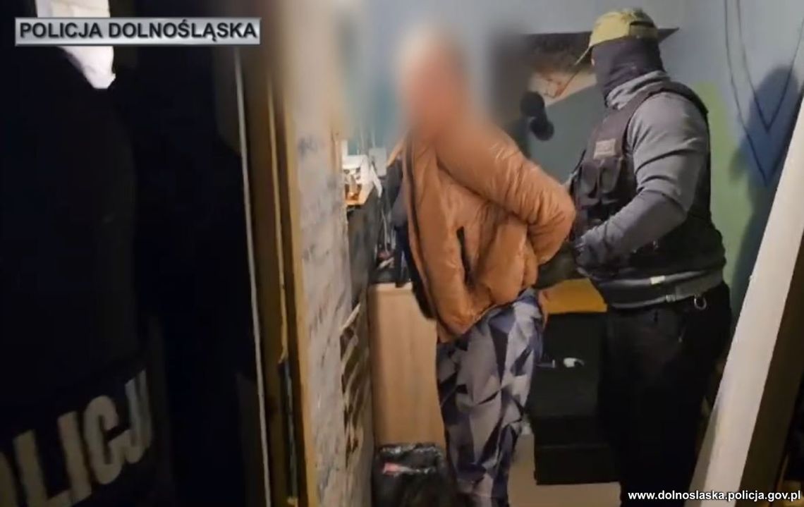 Policja i Urząd Celno-Skarbowy uderzają w nielegalne automaty hazardowe