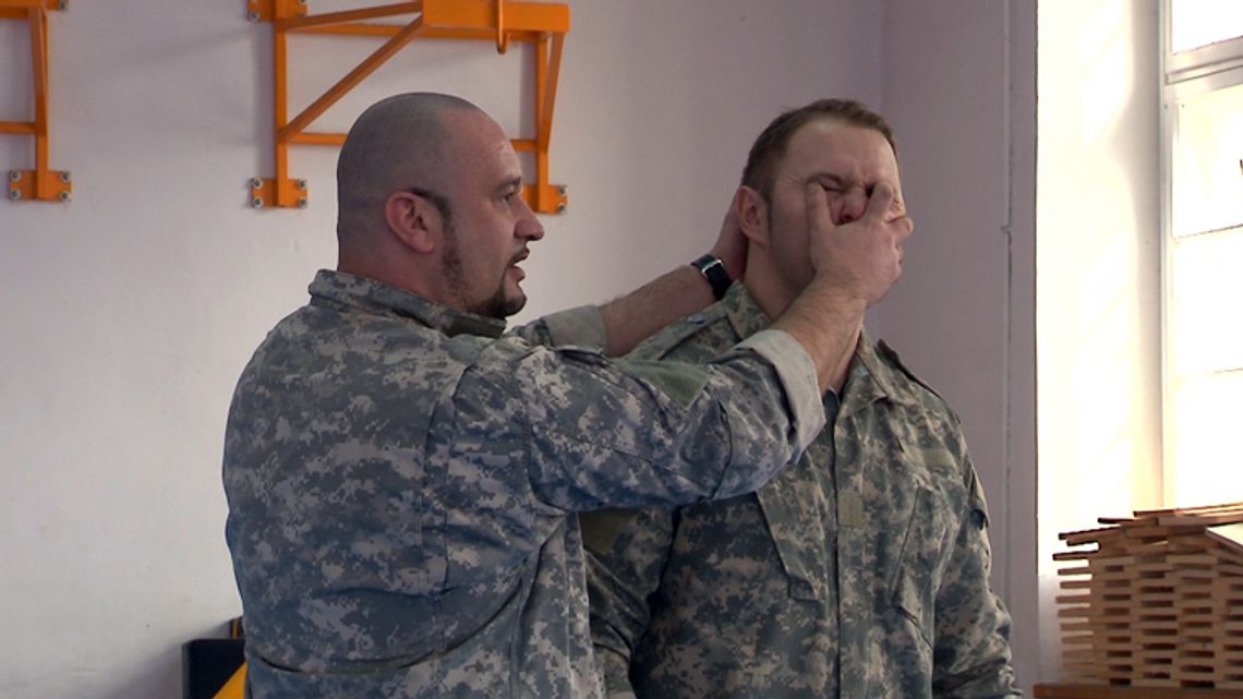 POLICYJNI INSTRUKTORZY SZKOLĄ RATOWNIKÓW MEDYCZNYCH POLICYJNI INSTRUKTORZY SZKOLĄ RATOWNIKÓW MEDYCZNYCH