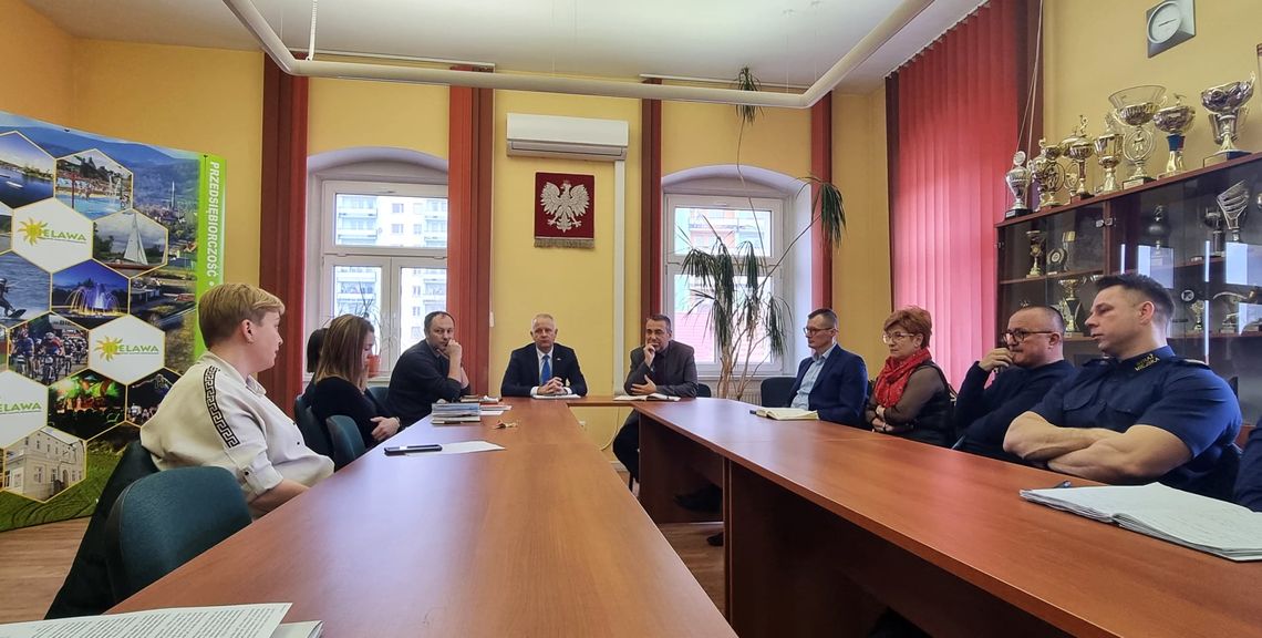 POMOC DLA UKRAINY – TRANSPORT I ZAKWATEROWANIE – EDUKACJA – OPIEKA POMOC DLA UKRAINY – TRANSPORT I ZAKWATEROWANIE – EDUKACJA – OPIEKA