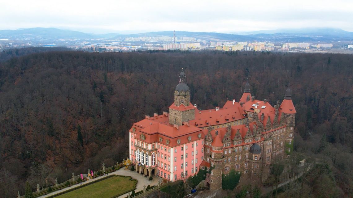 Ponad 21 milionów złotych na renowację Zamku Książ