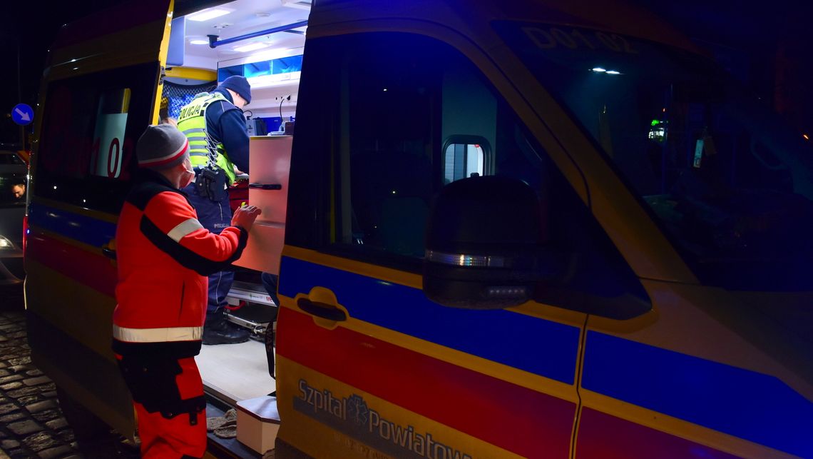 POTRĄCENIE PIESZEGO POD WPŁYWEM W DZIERŻONIOWIE (AKTUALIZACJA WIDEO)