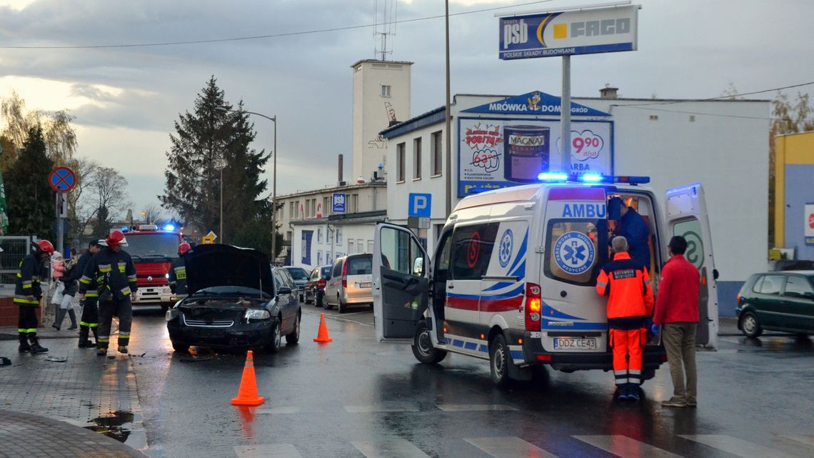 POTRĄCENIE PIESZEJ PO KOLIZJI OSOBÓWEK