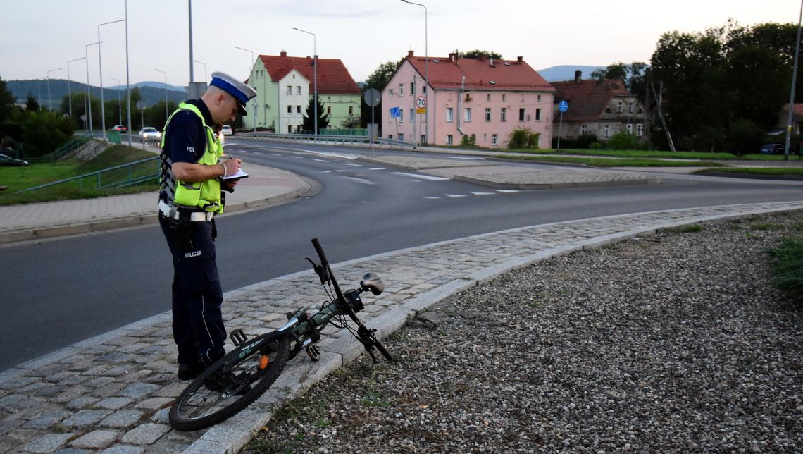 Potrącenie rowerzystki w Bielawie