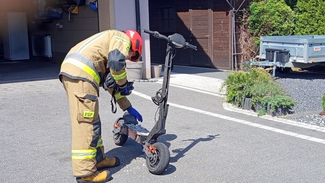 Pożar garażu w domu jednorodzinnym