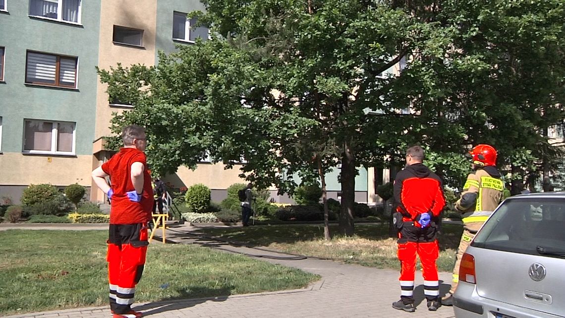 Pożar mieszkania w bloku na osiedlu XXV-LECIA w Bielawie