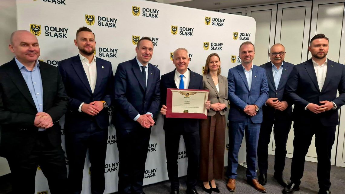 Promesa na dodatkowe ponad 155.000 zł dotacji na modernizację ul. J. Korczaka w Bielawie