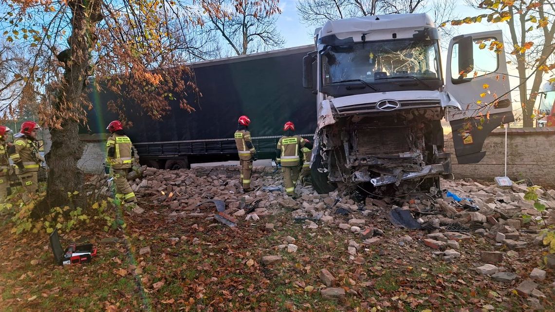Radzików, Mercedesem wypadł z "ósemki"