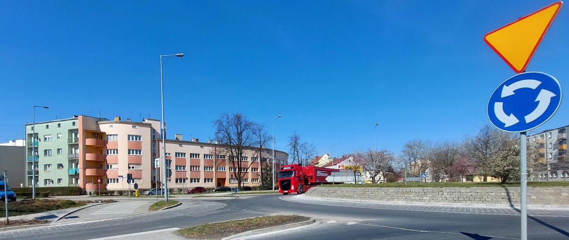 Rozpoczyna się przebudowę ronda w Strzelinie