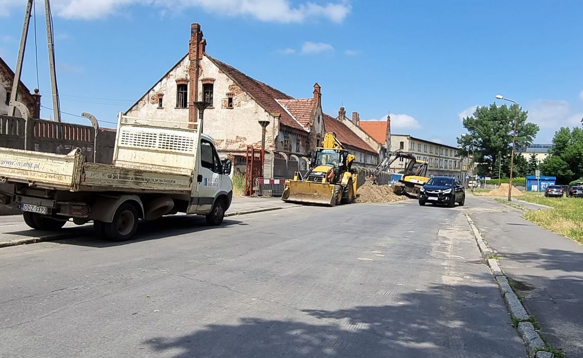 RUSZYŁA PRZEBUDOWA UL. GRABSKIEGO, TEATRALNEJ, STRAŻACKIEJ I CMENTARNEJ