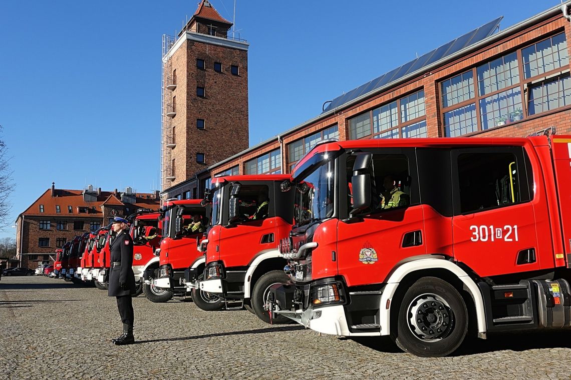Samochód ratowniczo-gaśniczy dla Komendy Powiatowej Państwowej Straży Pożarnej w Dzierżoniowie