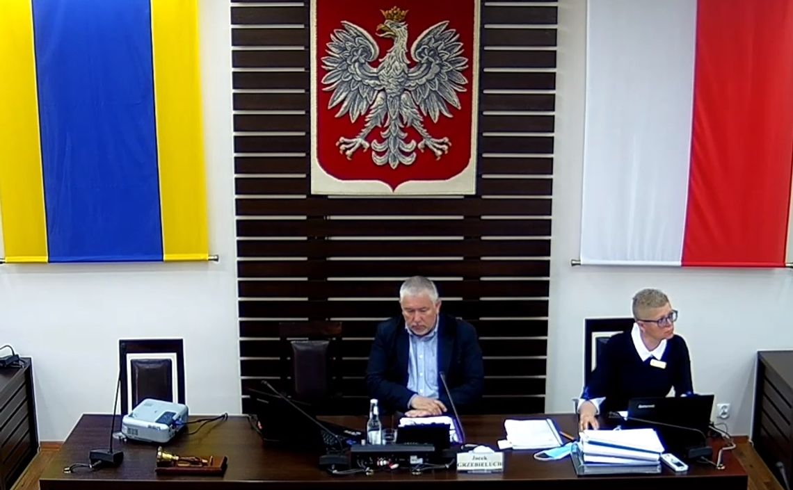 SESJA POWIATU DZIERŻONIOWSKIEGO SESJA POWIATU DZIERŻONIOWSKIEGO