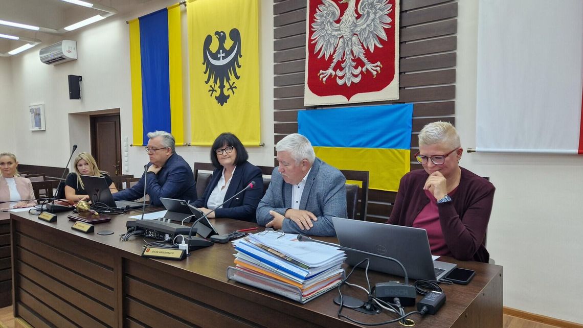 Sesja Rady Powiatu – 27 października Sesja Rady Powiatu – 27 października