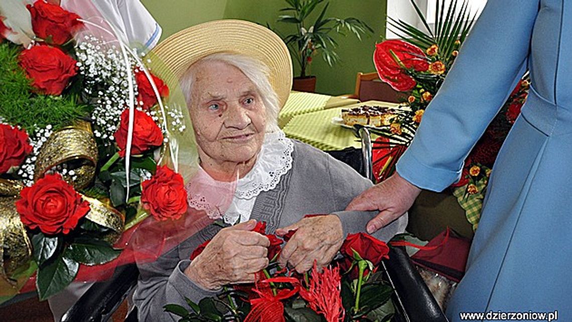 SETNE URODZINY PANI KAZIMIERY SETNE URODZINY PANI KAZIMIERY