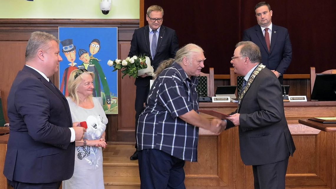 SIERPNIOWA SESJA RADY MIEJSKIEJ W DZIERŻONIOWIE