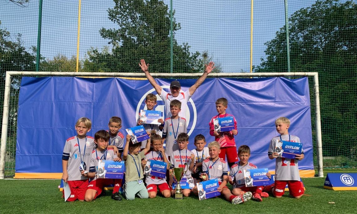 Siódemka triumfuje w Opolu Siódemka triumfuje w Opolu