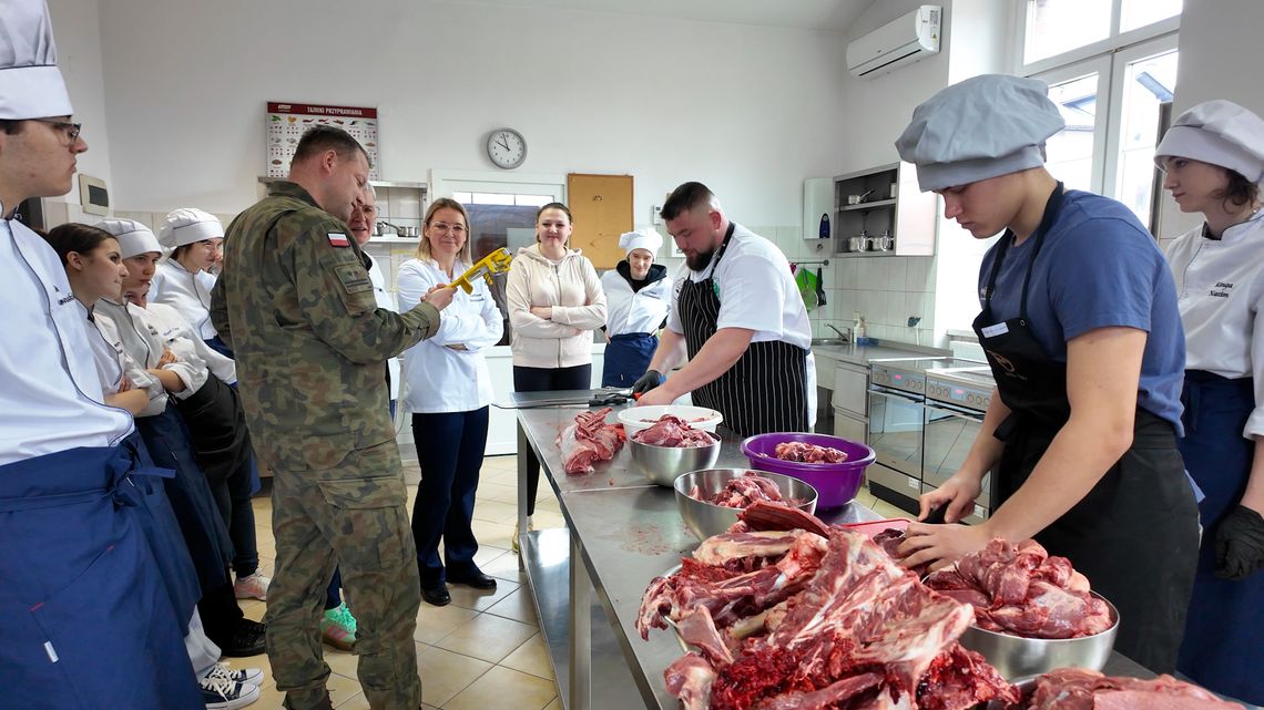 Smaki lasu w Ziębicach: Lekcja dziczyzny z mistrzem kuchni