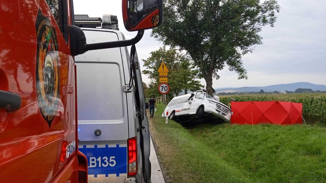 Śmiertelny wypadek na ósemce - dwie osoby nie żyją