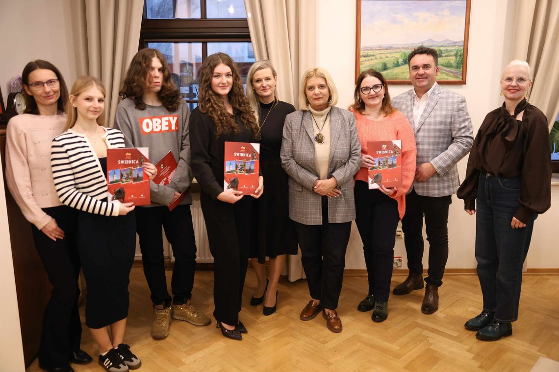 Stypendia Prezydent Miasta Świdnicy dla lokalnych talentów w dziedzinie kultury Stypendia Prezydent Miasta Świdnicy dla lokalnych talentów w dziedzinie kultury