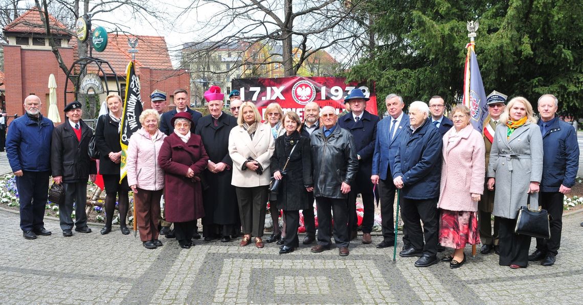 Świdnica: 86. Rocznica Zbrodni Katyńskiej Świdnica: 86. Rocznica Zbrodni Katyńskiej