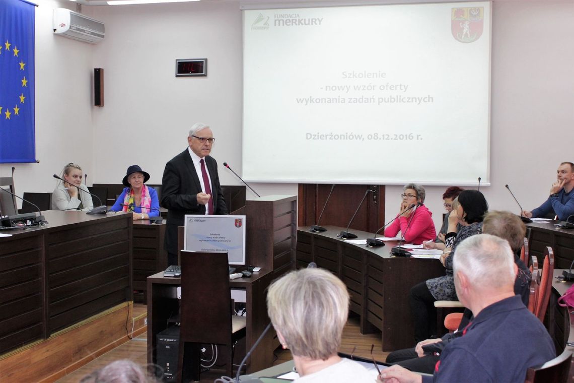 SZKOLENIE DLA ORGANIZACJI POZARZĄDOWYCH SZKOLENIE DLA ORGANIZACJI POZARZĄDOWYCH