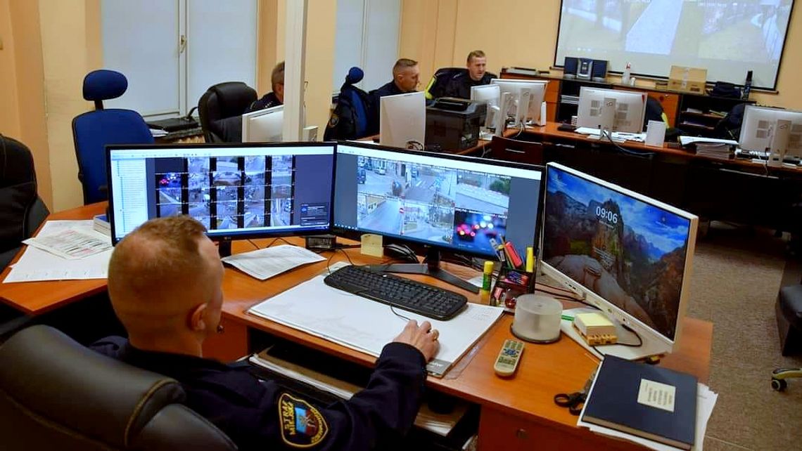 Sztuczna inteligencja patroluje ulice. Dzierżoniów wkracza w nową erę bezpieczeństwa Sztuczna inteligencja patroluje ulice. Dzierżoniów wkracza w nową erę bezpieczeństwa