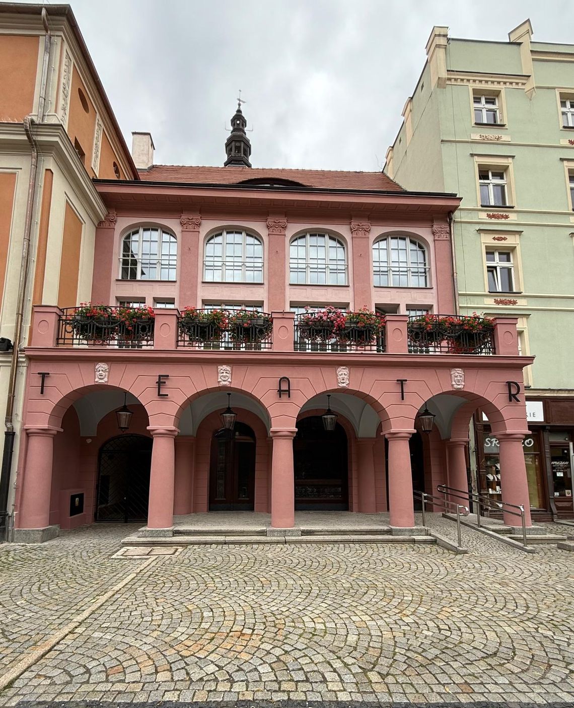 Teatr i zabytkowe kamienice w nowej odsłonie