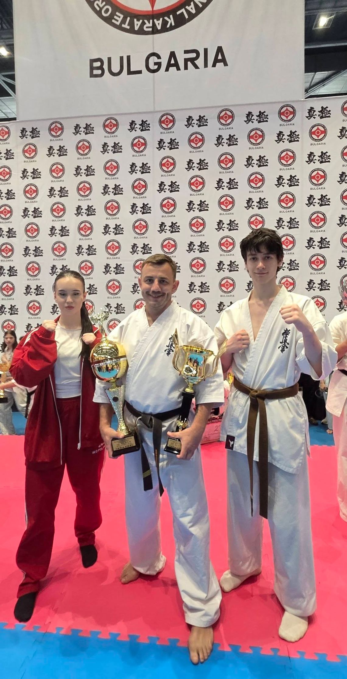 Tomek Staściuk wraca ze złotem w kumite i brązem w kata z 39 Mistrzostw Europy Tomek Staściuk wraca ze złotem w kumite i brązem w kata z 39 Mistrzostw Europy