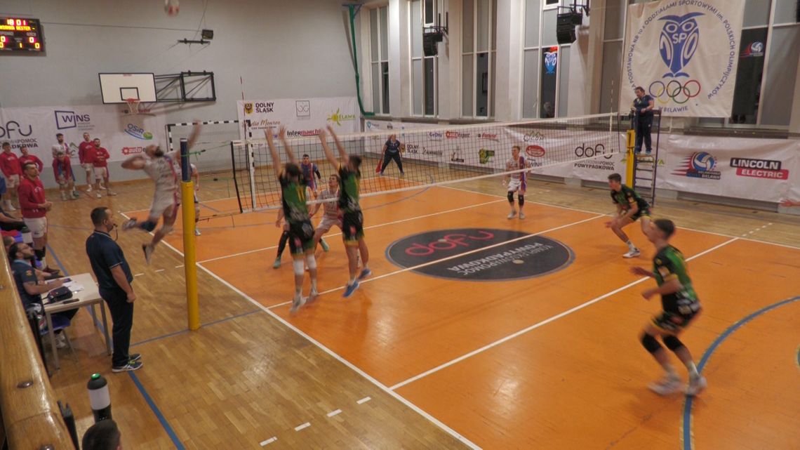 Tylko punkcik z Voley Jelcz  Laskowice