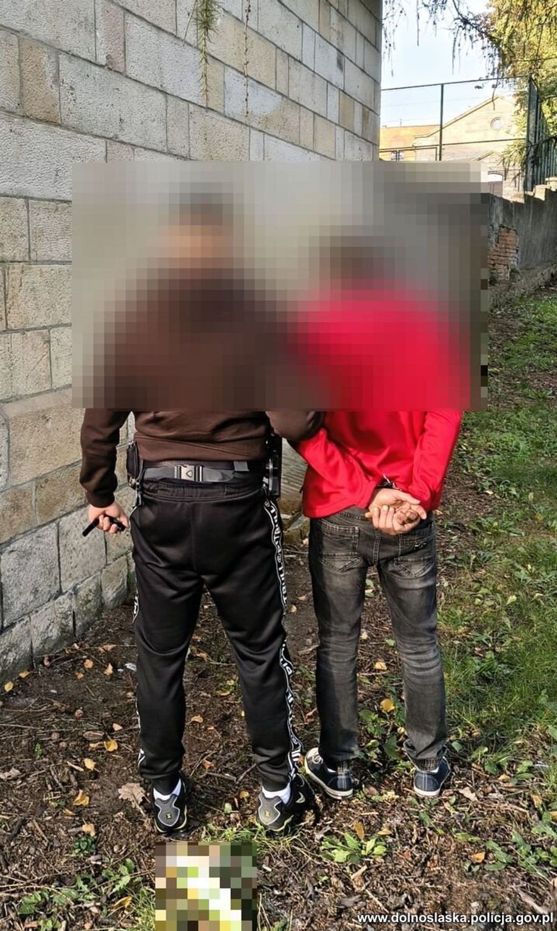 Ukradli puszkę z pieniędzmi przeznaczonymi dla chorego dziecka. Bystrzyccy policjanci już następnego dnia ustalili sprawców