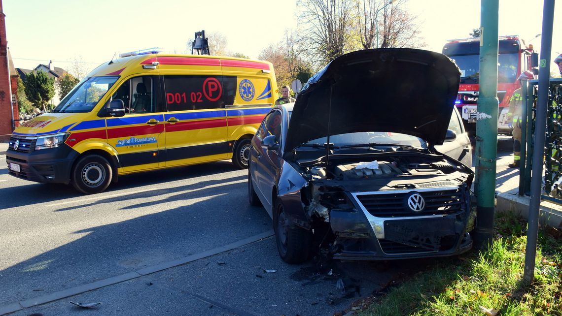 Volkswagenem wjechała w latarnię