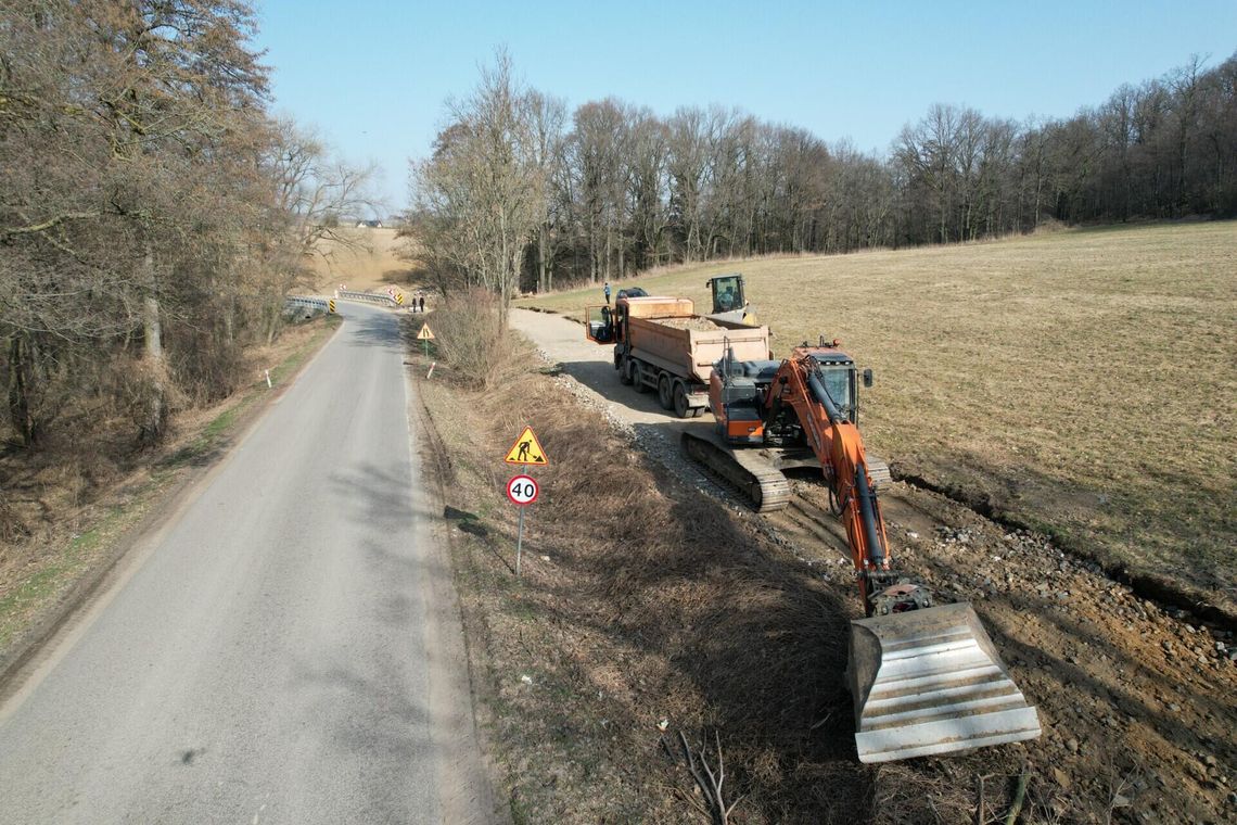 W budowie trasa dla pieszych i rowerzystów między Dobrocinem, Gilowem i Niemczą