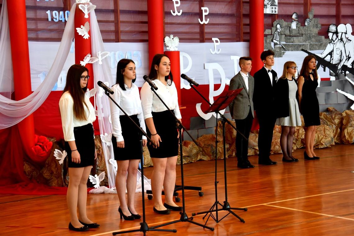 W DZIERŻONIOWIE ŚWIĘTOWANO DZIEŃ ZWYCIĘSTWA W DZIERŻONIOWIE ŚWIĘTOWANO DZIEŃ ZWYCIĘSTWA