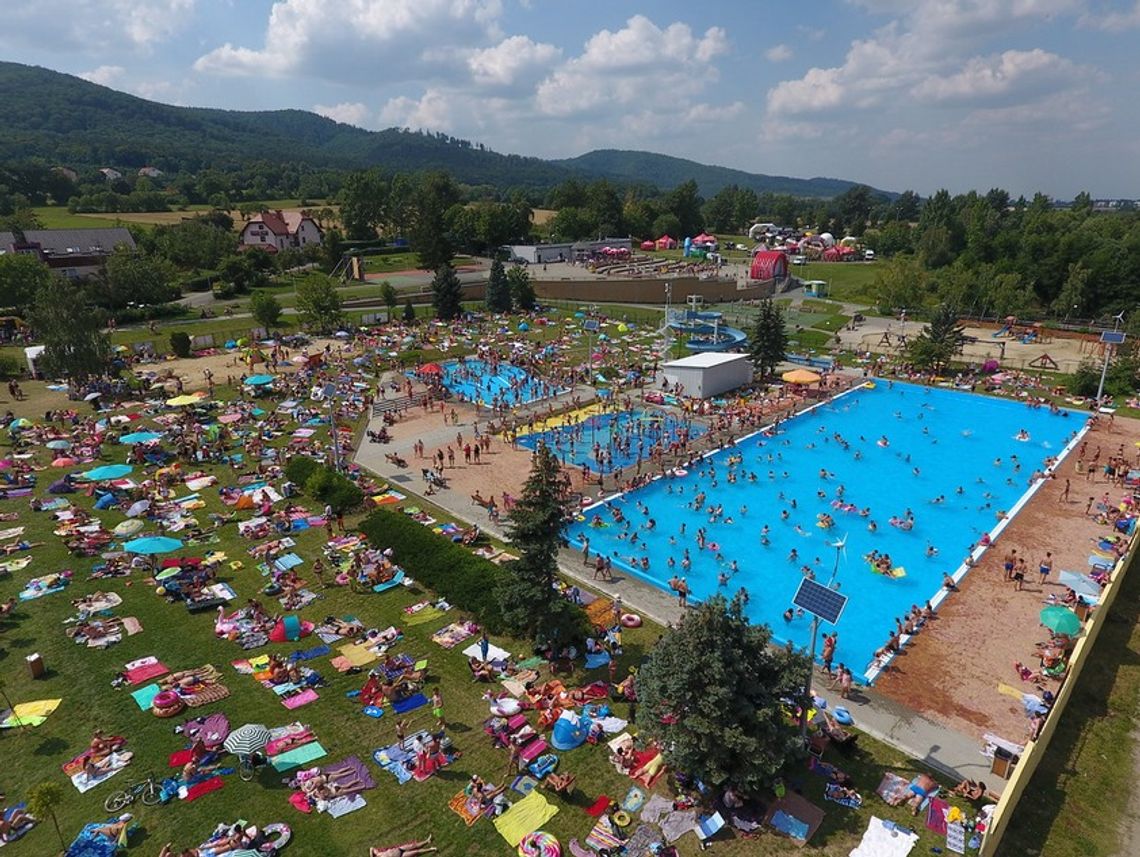 WAKACYJNE „OBLĘŻENIE” BIELAWSKIEGO CAMPINGU „SUDETY”