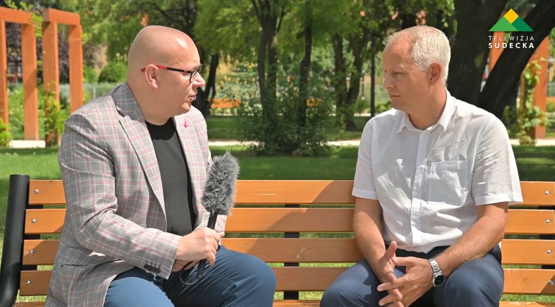 WAŻNY JEST CZŁOWIEK - ROZMOWA Z DR ANDRZEJEM HORDYJEM WAŻNY JEST CZŁOWIEK - ROZMOWA Z DR ANDRZEJEM HORDYJEM