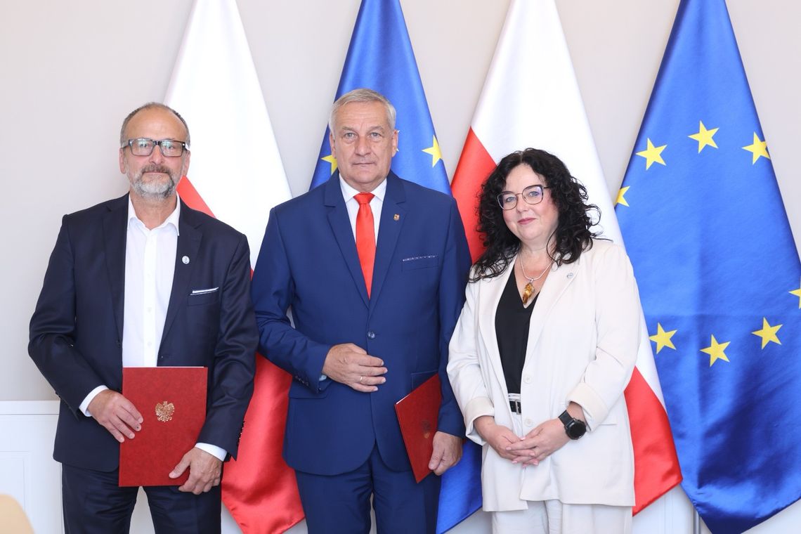 WFOŚiGW we Wrocławiu przekaże 3mln zł na zakup wozów dla OSP WFOŚiGW we Wrocławiu przekaże 3mln zł na zakup wozów dla OSP