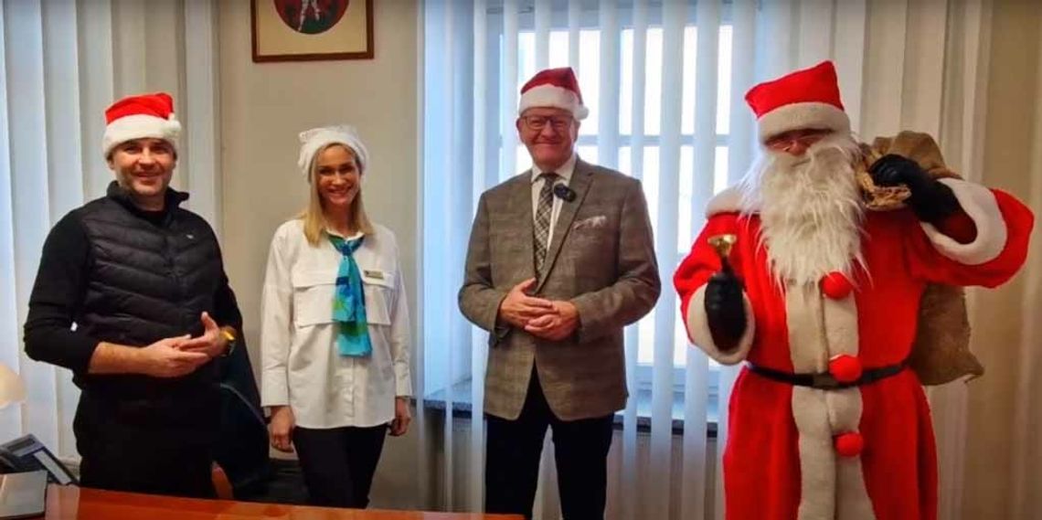 Wizyta Świętego Mikołaja w Starostwie Powiatowym