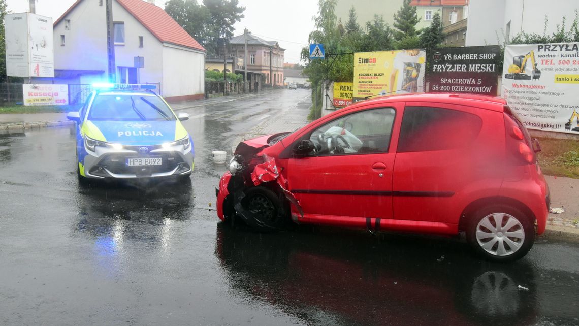 Cud, że nie doszło do tragedii. Kierująca samochodem kompletnie pijana!