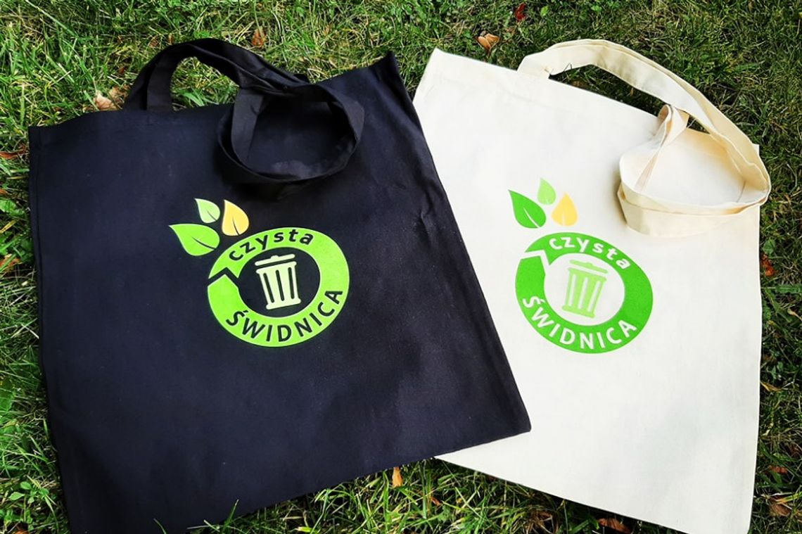 Wymień foliówkę na eko-reklamówkę