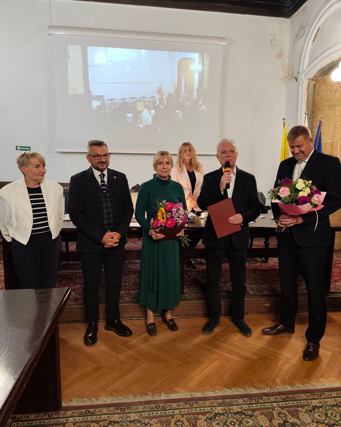 Wzruszające pożegnanie w Kłodzku - Zasłużeni pracownicy odchodzą na emeryturę