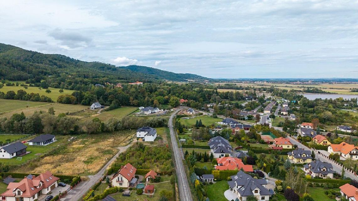 Z Bielawy do Srebrnej Góry – kolejowym szlakiem wzdłuż Linii Kolejowej nr 318