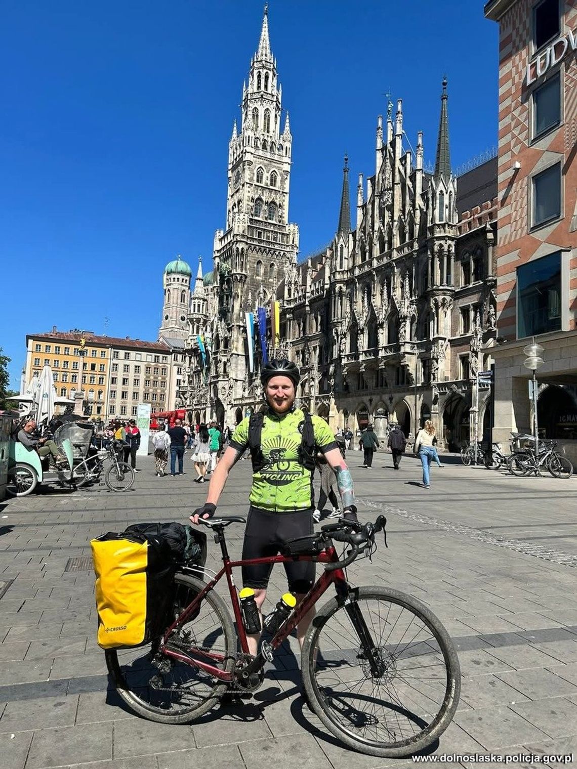 Z Oleśnicy do Wenecji na rowerze– policjant, który łączy pasję z mundurem