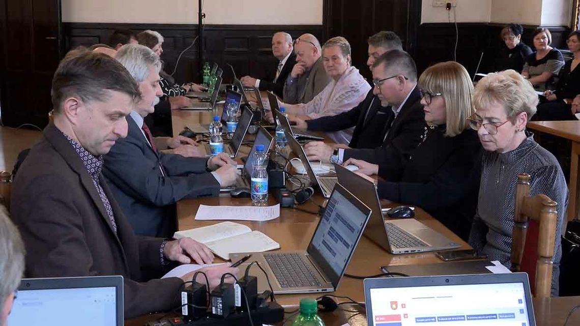 Za nami ostatnia w tym roku sesja Rady Miejskiej w Nowej Rudzie