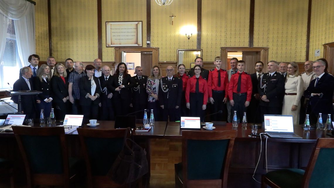 Za nami październikowa Sesja Rady Miejskiej w Bielawie Za nami październikowa Sesja Rady Miejskiej w Bielawie