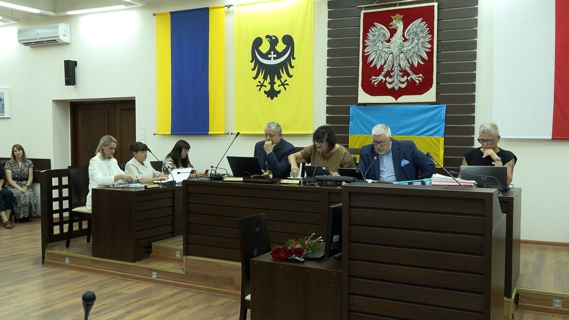 Za nami sesja Rady Powiatu Dzierżoniowskiego Za nami sesja Rady Powiatu Dzierżoniowskiego