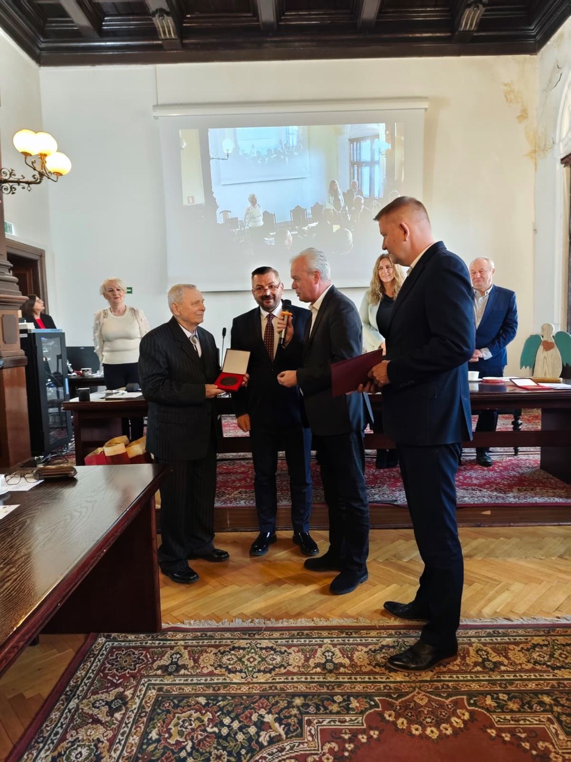 Za nami XXVII sesja Rady Miejskiej w Kłodzku Za nami XXVII sesja Rady Miejskiej w Kłodzku