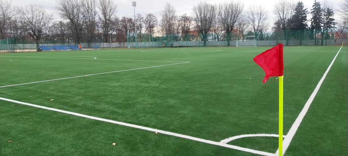 Zagrają o puchar Prezydenta Miasta na otwarcie zmodernizowanego boiska ze sztuczną nawierzchnią