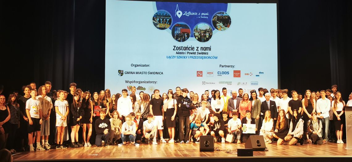 „Zalogowani” po raz dziewiąty „Zalogowani” po raz dziewiąty