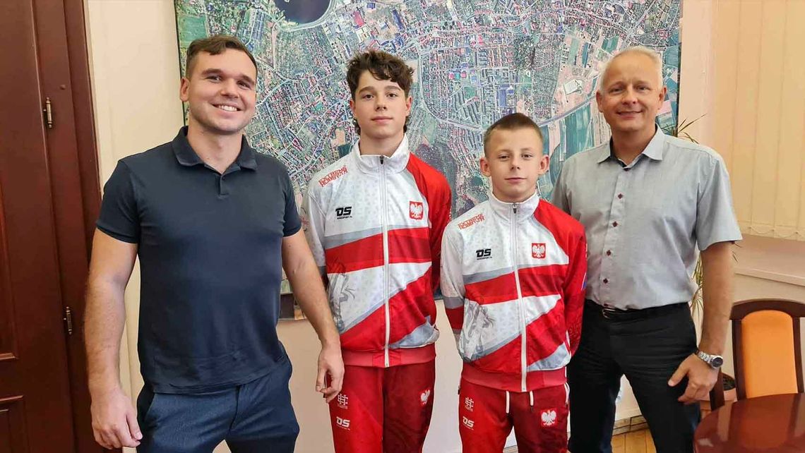 Zawodnicy BWA Breakers  w Młodzieżowej Kadrze Narodowej