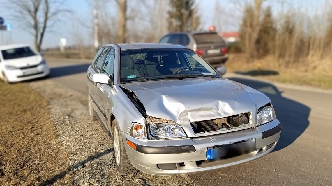 Zderzenie BMW z Volvo